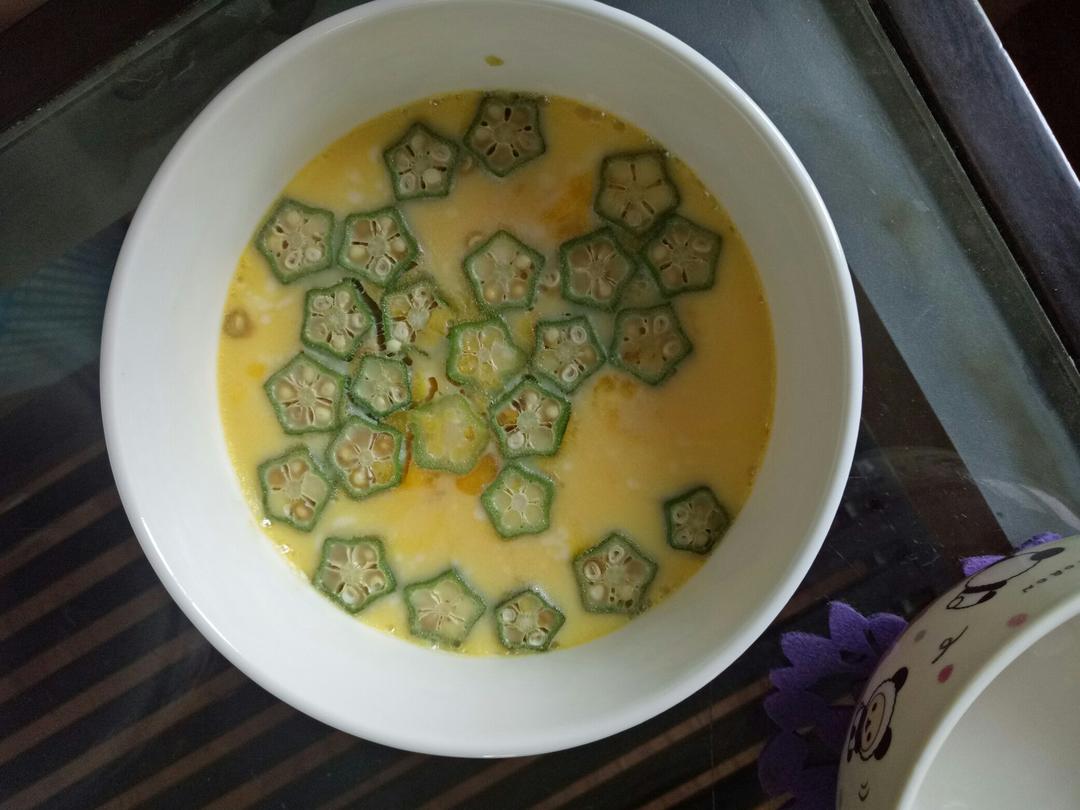 颜值控-做一朵开在碗里的花秋葵蒸水蛋
