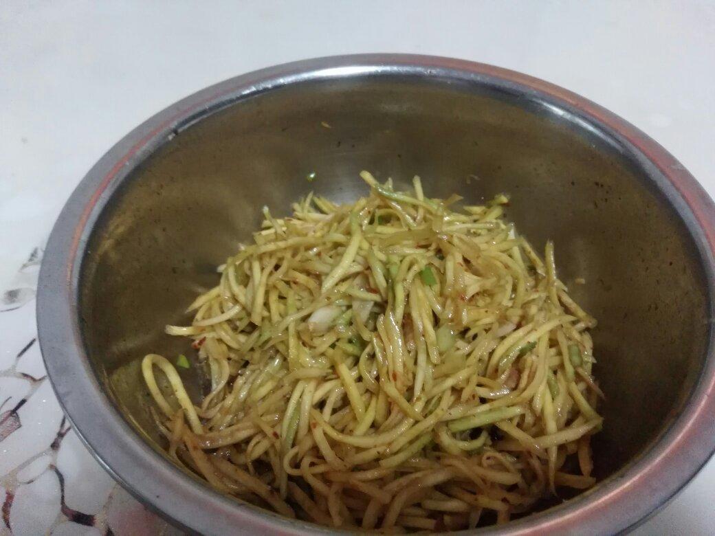凉拌胡萝卜丝