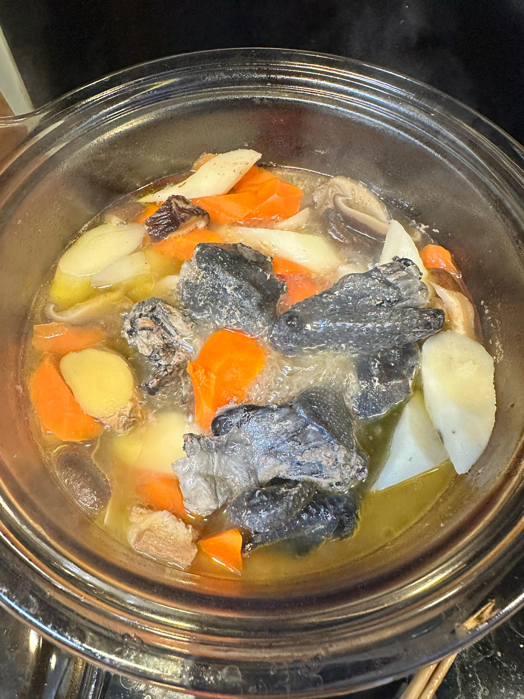 滋阴补血～香菇山药乌鸡汤