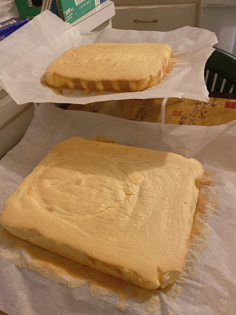 胖乎乎奶油芒果卷/不开裂不掉皮全过程详细图解烘焙视频/蛋糕篇6：「厚卷」