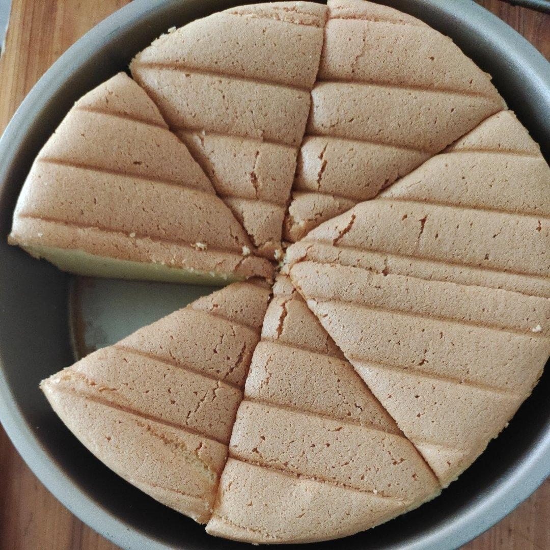 简单好吃不裂的蛋糕卷（8寸戚风同配方）