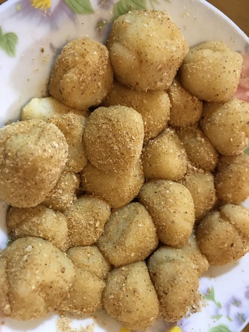 松果食单做的超简单糯米小糍粑团子