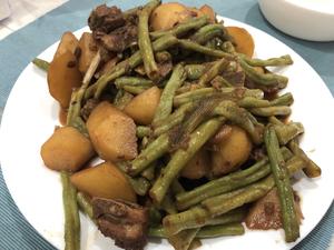 东北家常菜 豆角土豆炖排骨的做法 步骤6