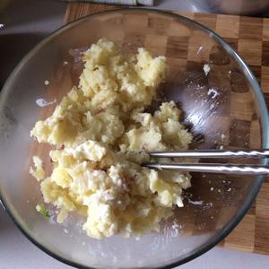 芝士焗土豆泥的做法 步骤3