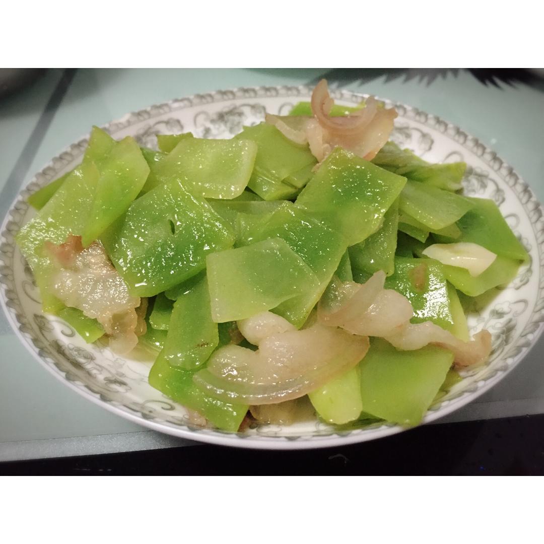 老丁的私房菜-腊肉炒莴笋