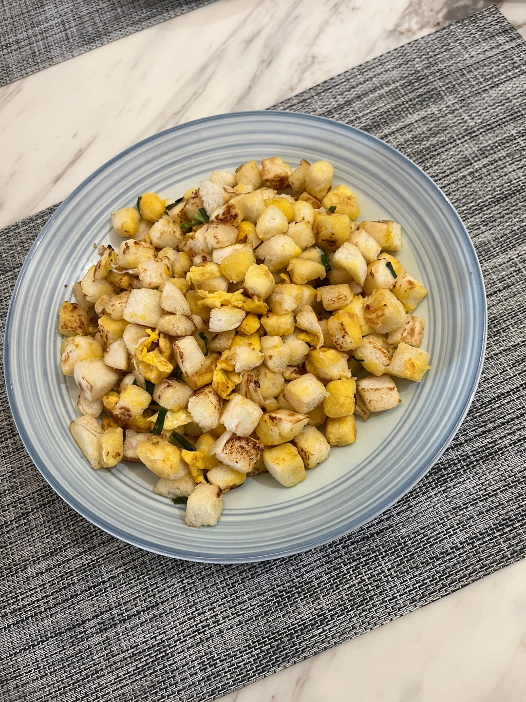 炒馍花（馒头）