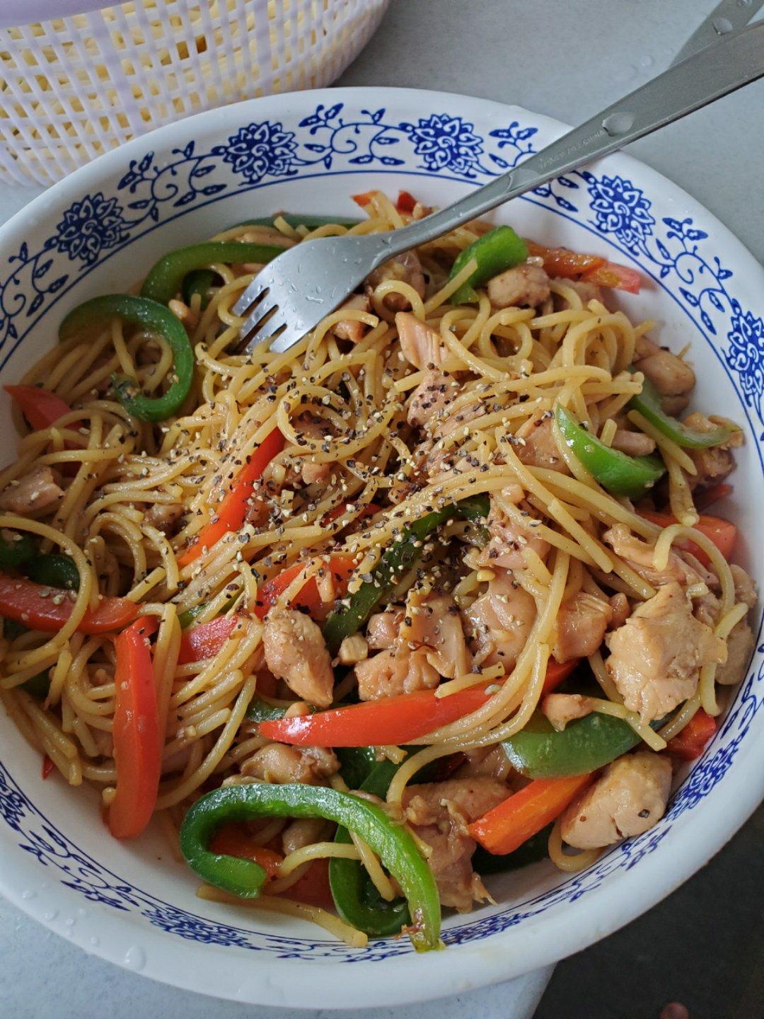 比餐厅好吃的黑椒牛柳意面🍝零失败简单教程