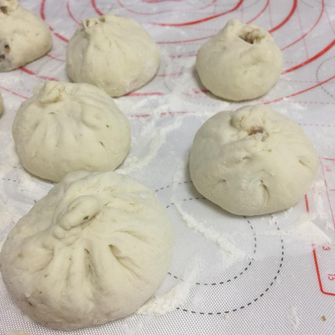 酱肉包子