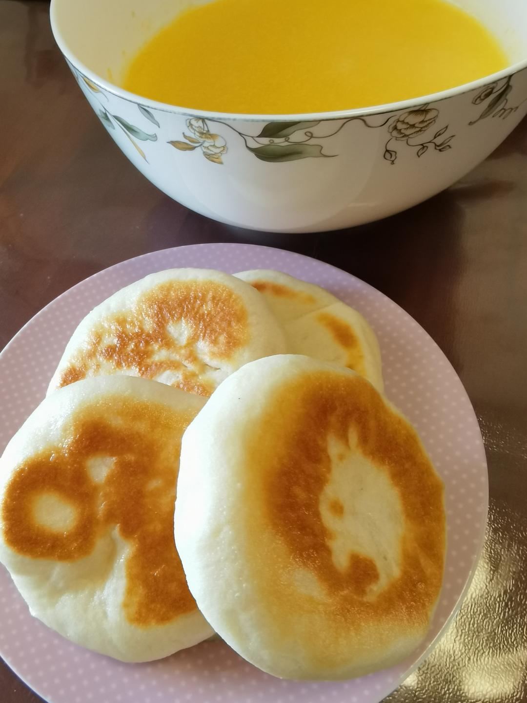超宣软的发面饼