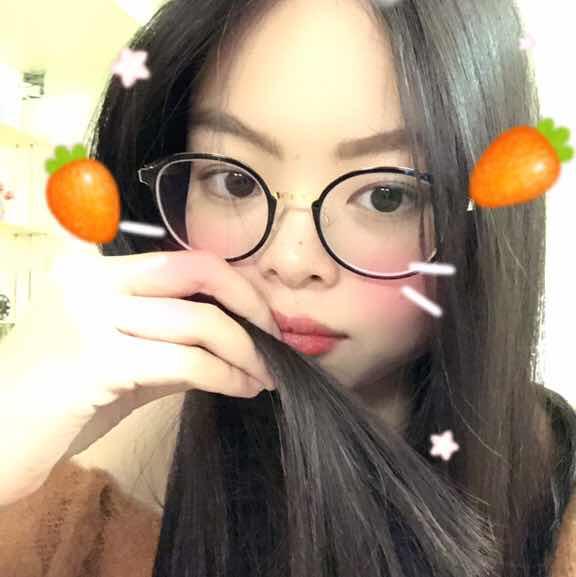 光滑的鸡大腿�