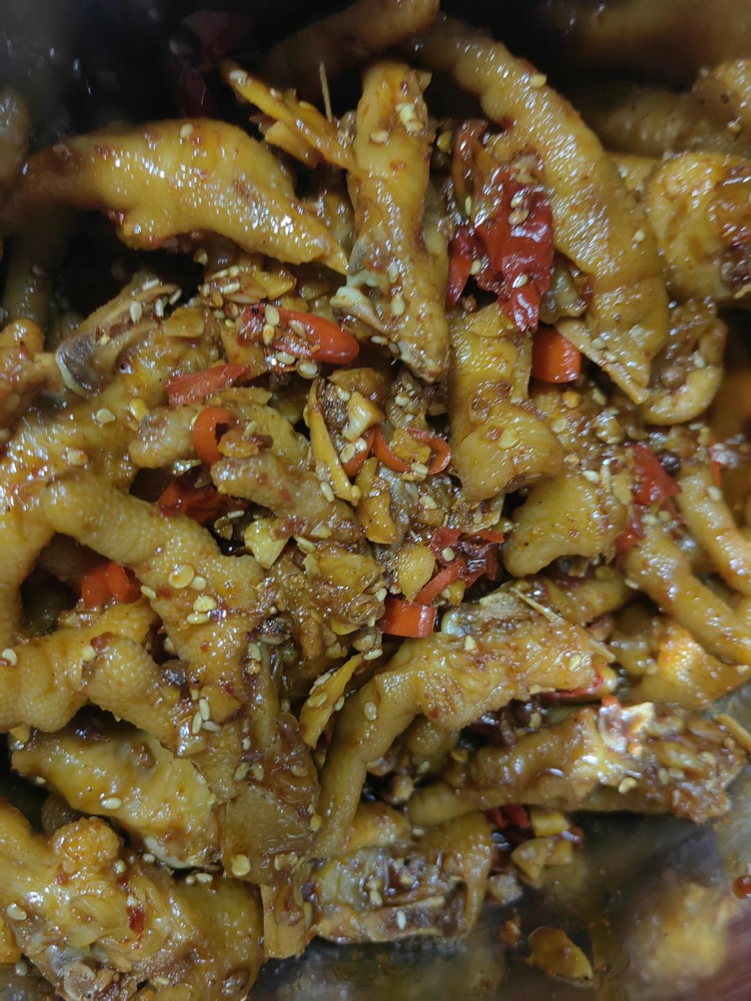 奥尔良烧烤酱鸡爪