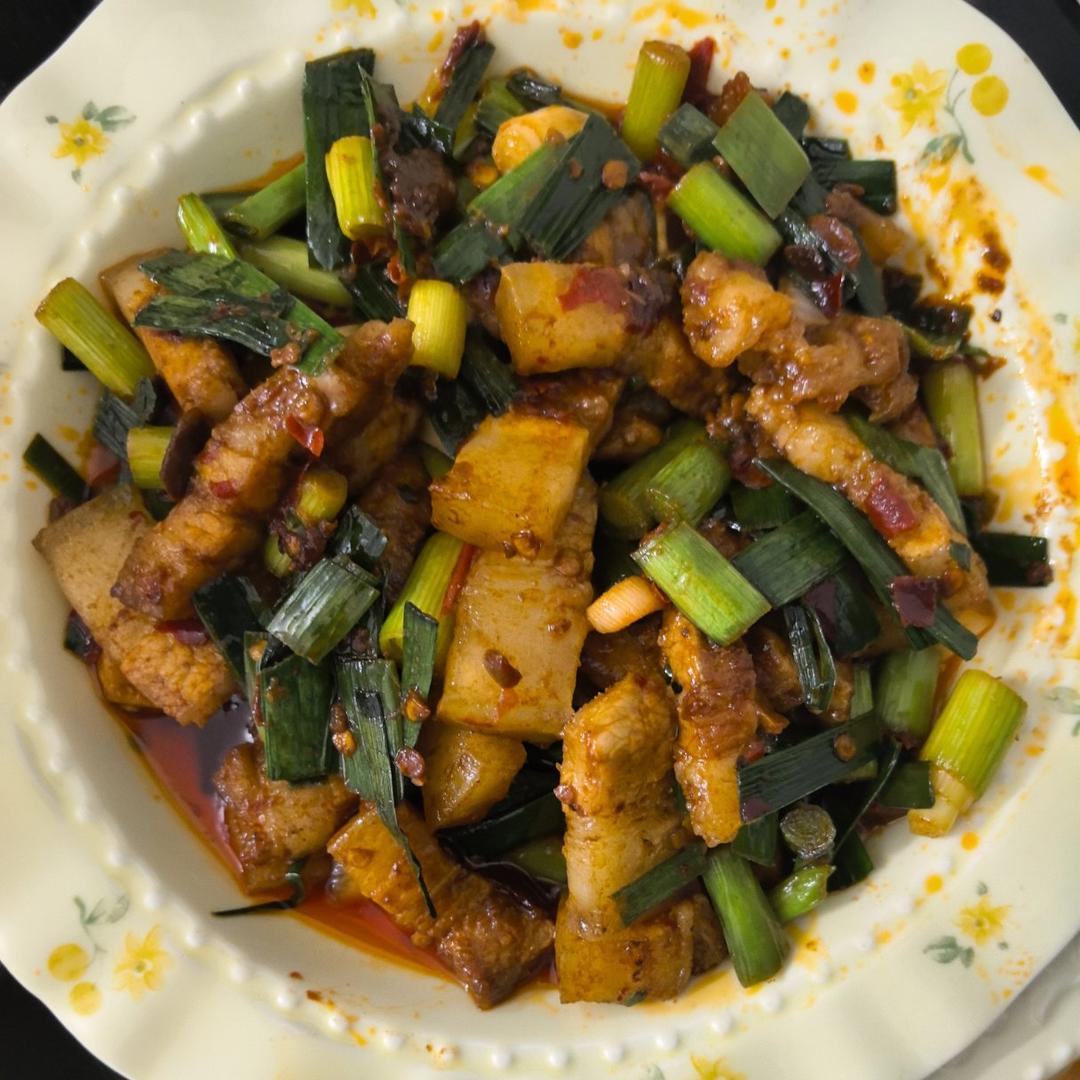 老丁的私房菜-蒜苗回锅肉