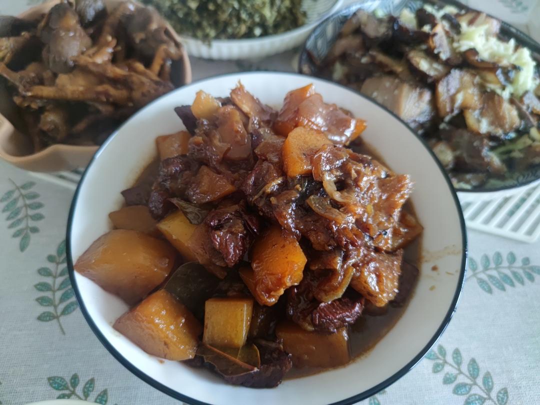 番茄土豆炖牛腩