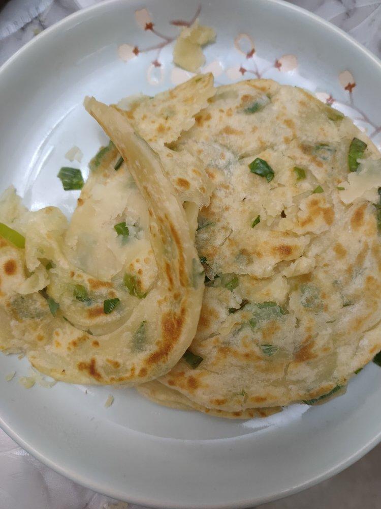 葱油饼（附外酥里嫩的技巧）