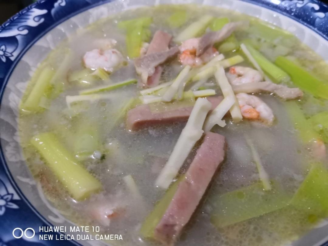 奶汤蒲菜