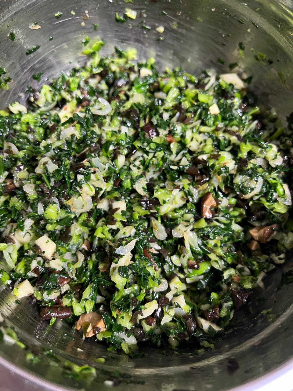 冬笋香菇菜包