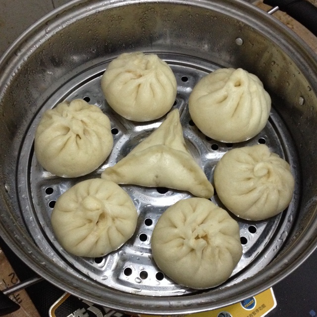 鲜肉包子