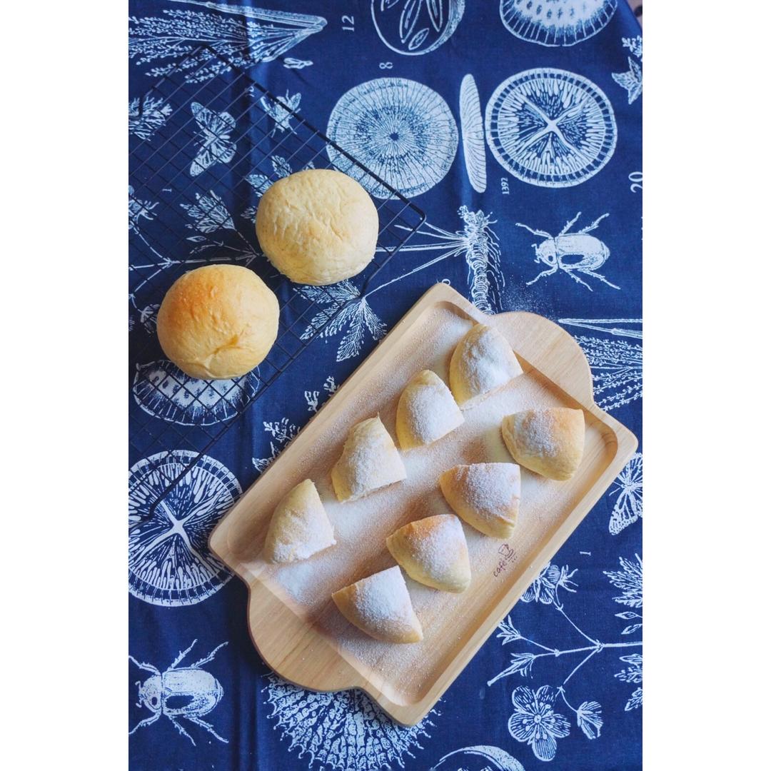 火遍朋友圈的～乳酪包