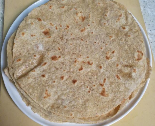 健身厨男的全麦卷饼的做法