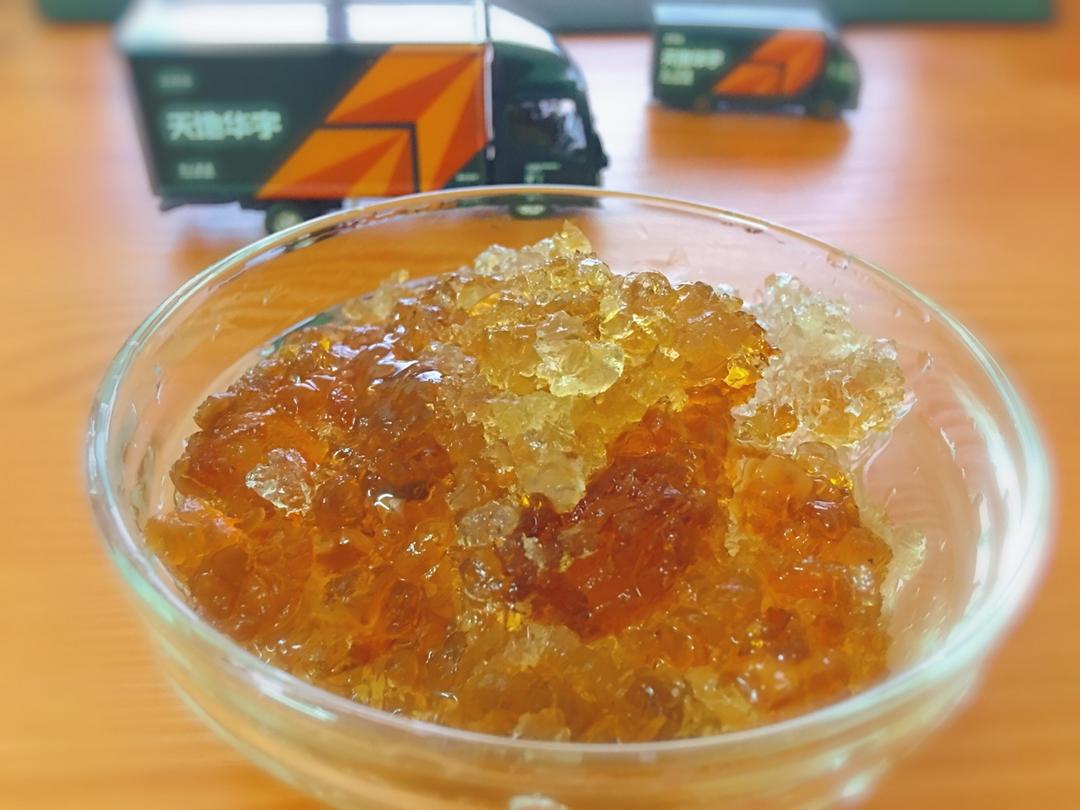 椰汁桃胶银耳糖水