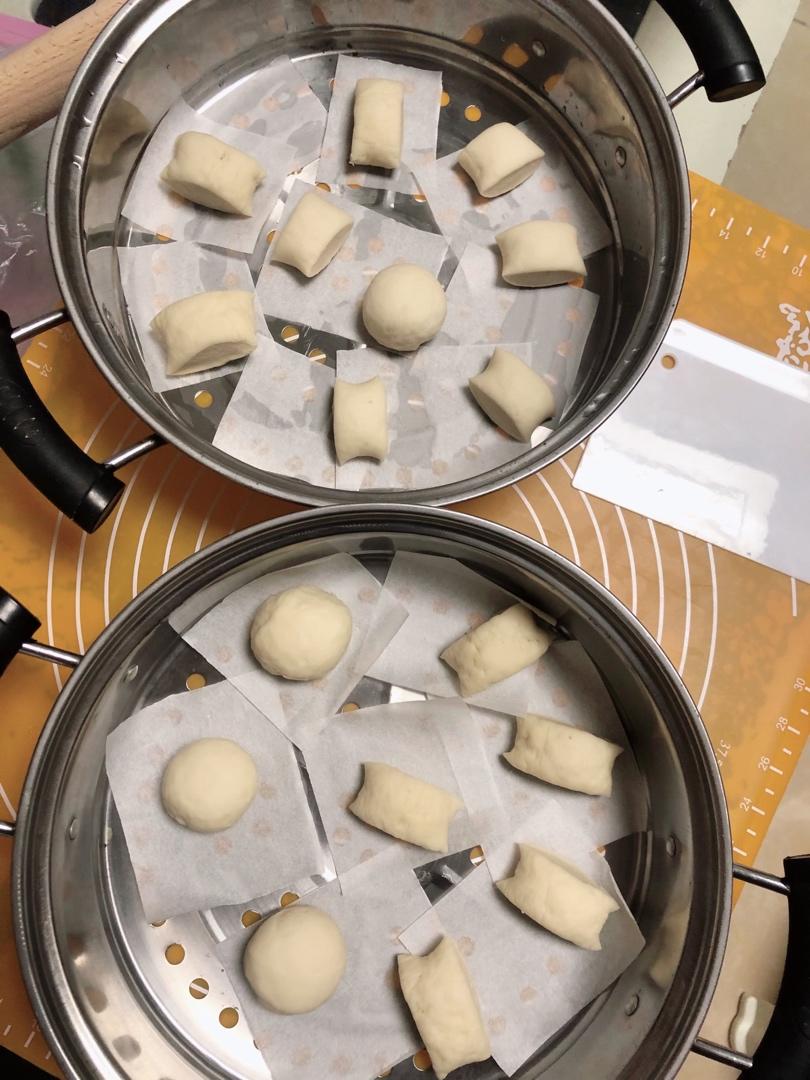 新手做馒头也能100%成功——附上非常详细的视频步骤（一次发酵法）