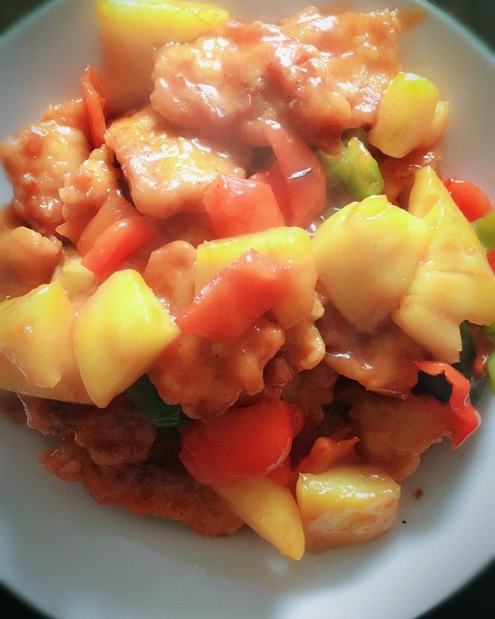 菠萝咕噜肉