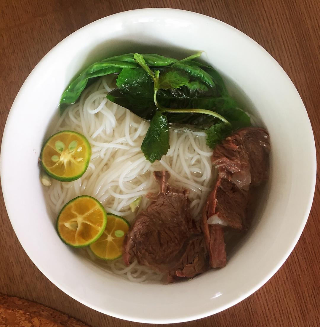 越南牛肉粉（Pho）