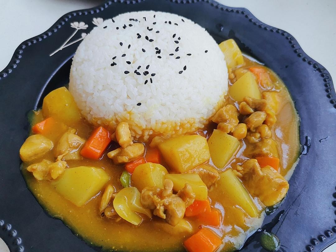 咖喱鸡肉饭