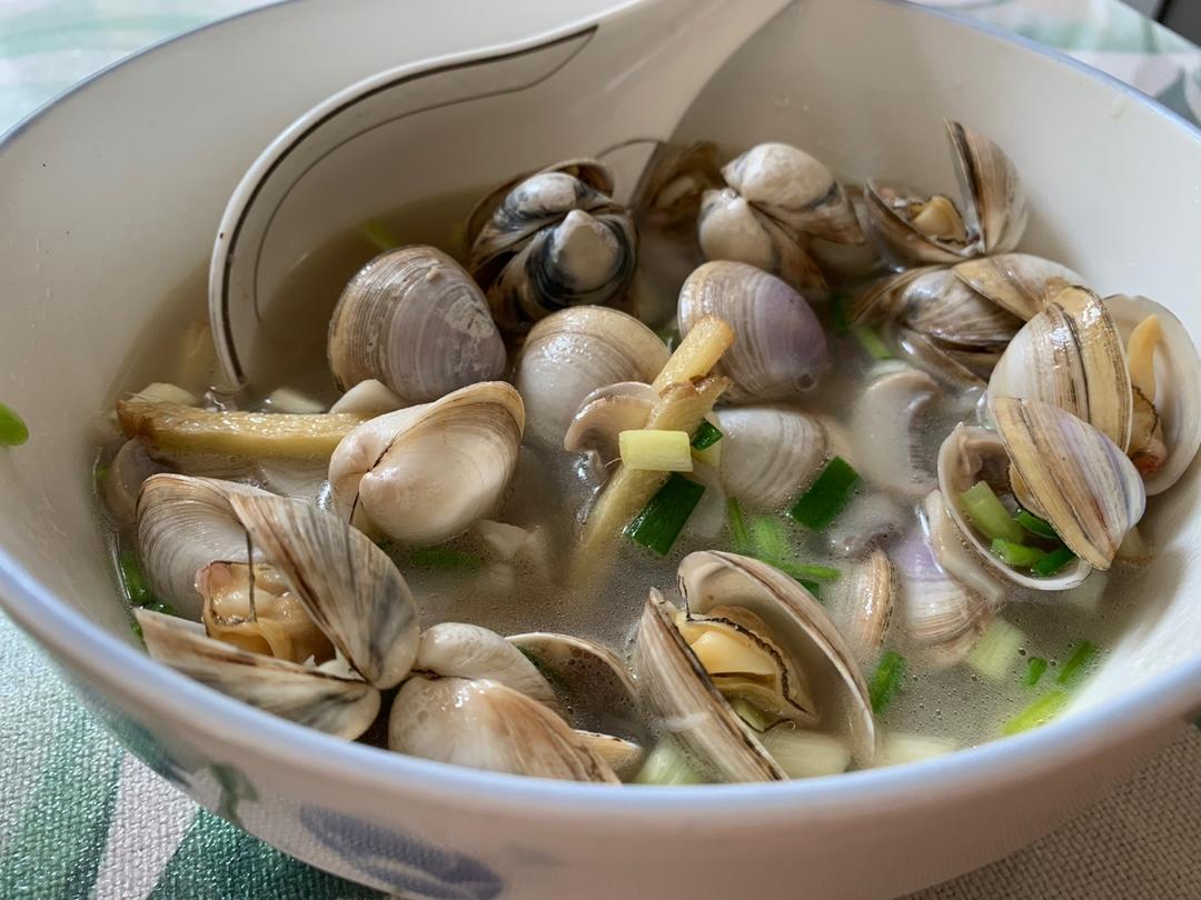 白蛤豆腐汤