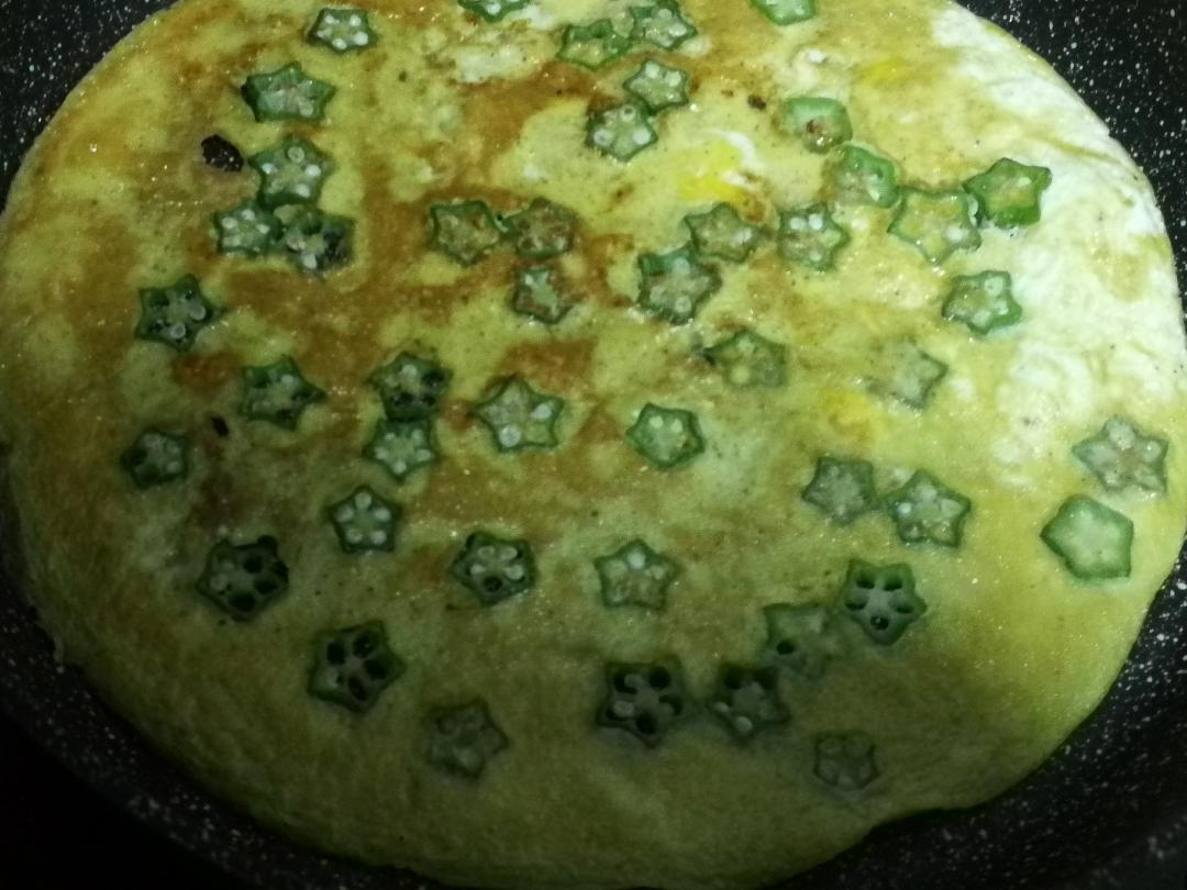 秋葵摊鸡蛋