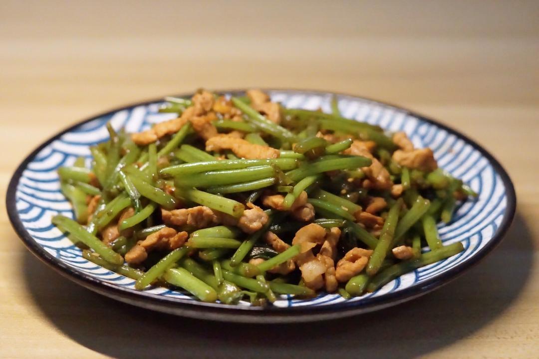 红薯梗炒肉丝