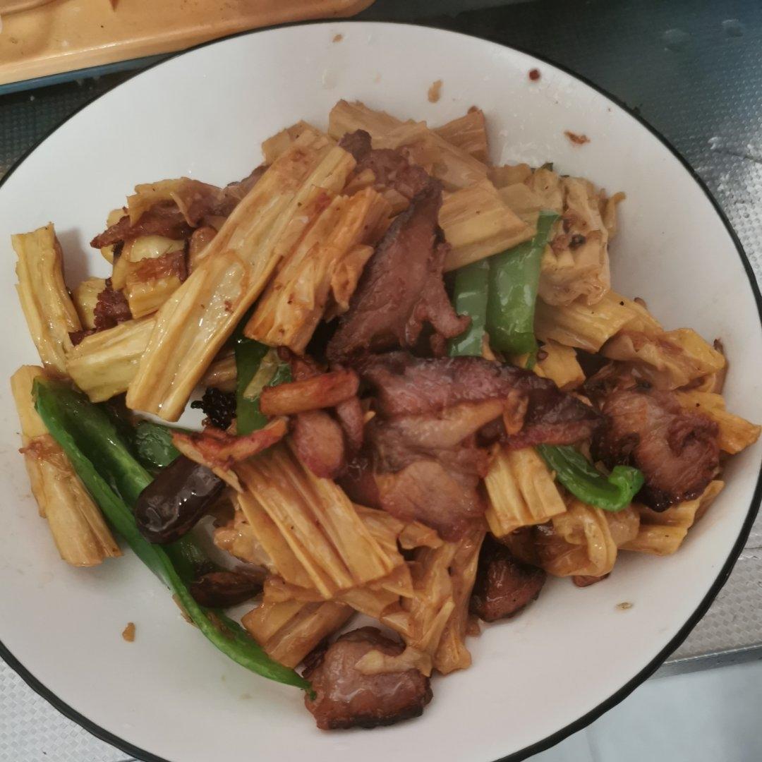 腐竹炒腊肉