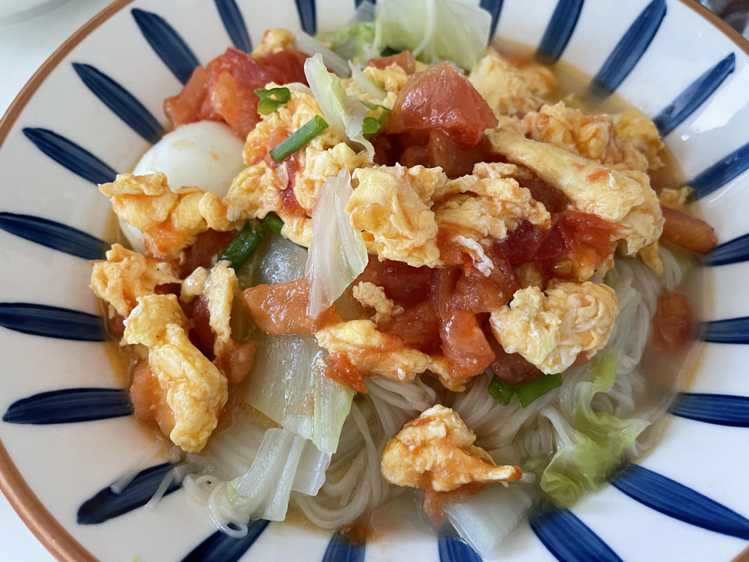 恨不得抱着锅舔的番茄鸡蛋面