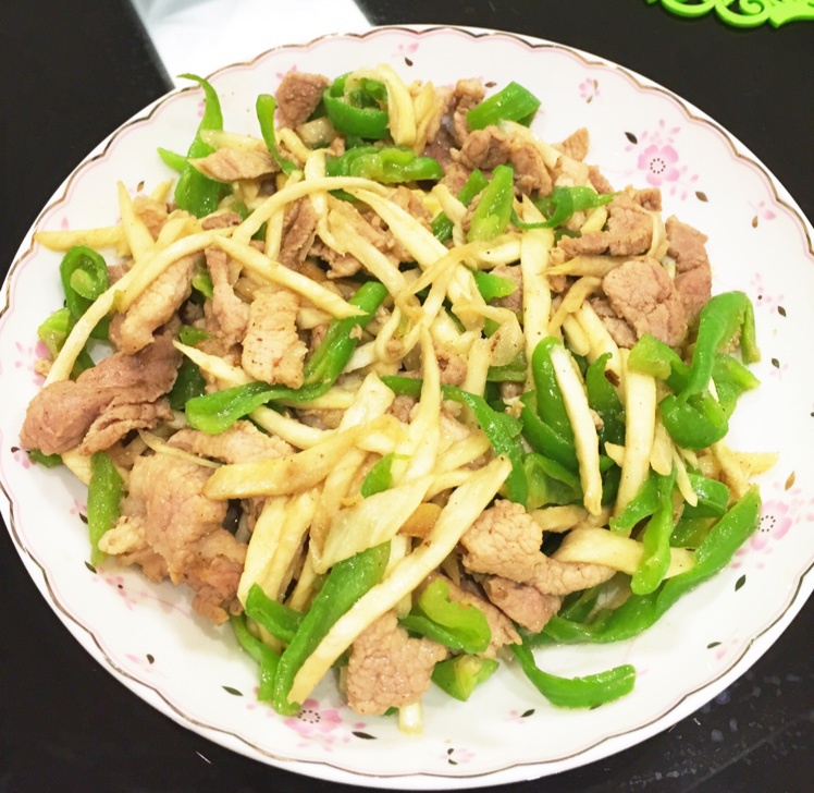 茭白丝青椒丝炒肉丝