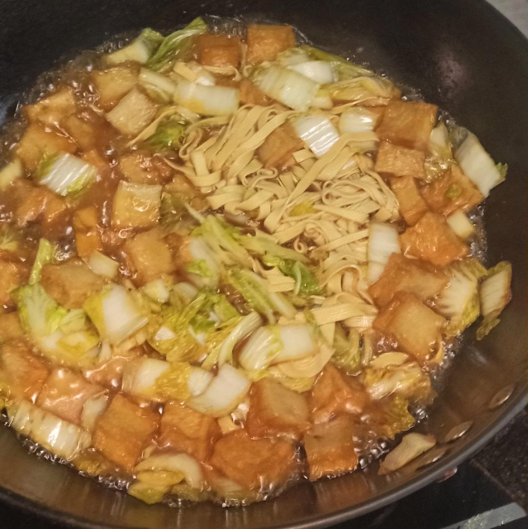 冬季最爱的家常菜！大白菜炖大豆腐或干豆腐