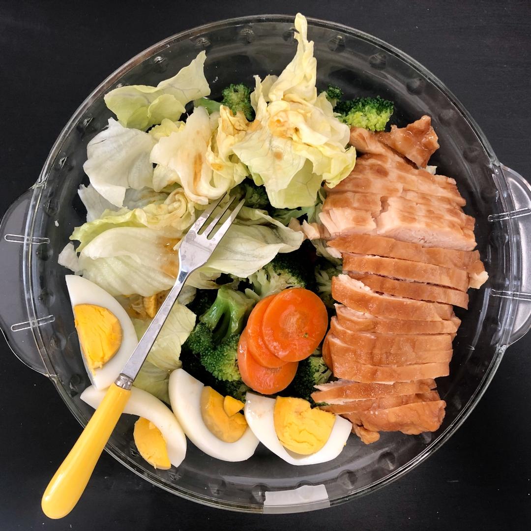 藜麦鸡胸肉沙拉|低卡路里高蛋白