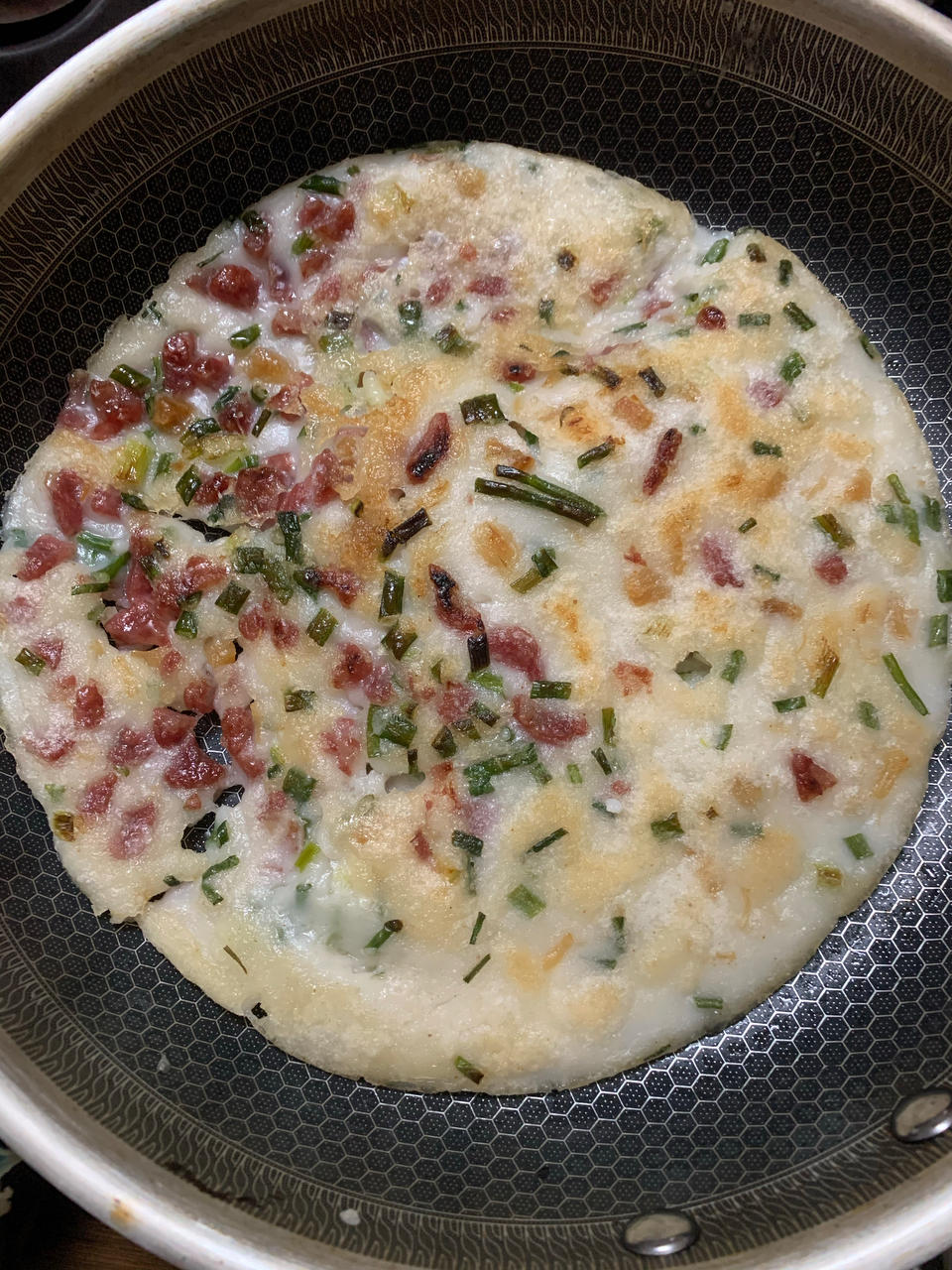 咸薄撑，广东特色小吃，酥脆咸香可口，非常简单易做