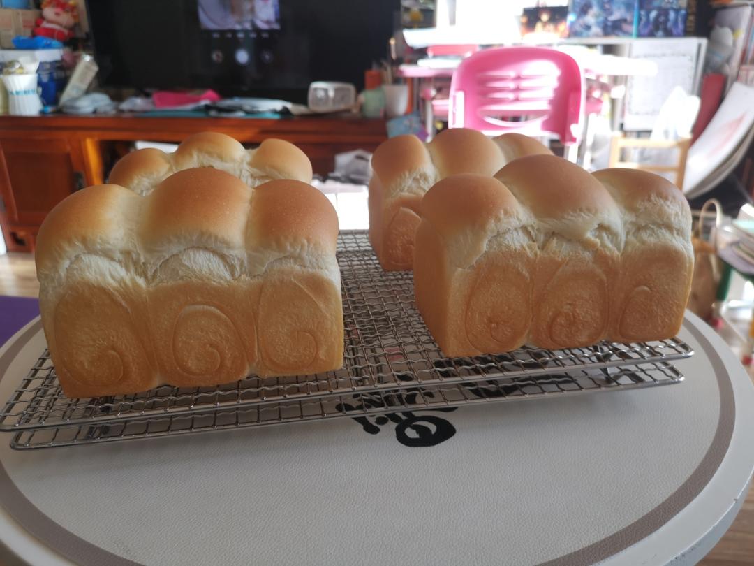 蛋白炼乳小吐司