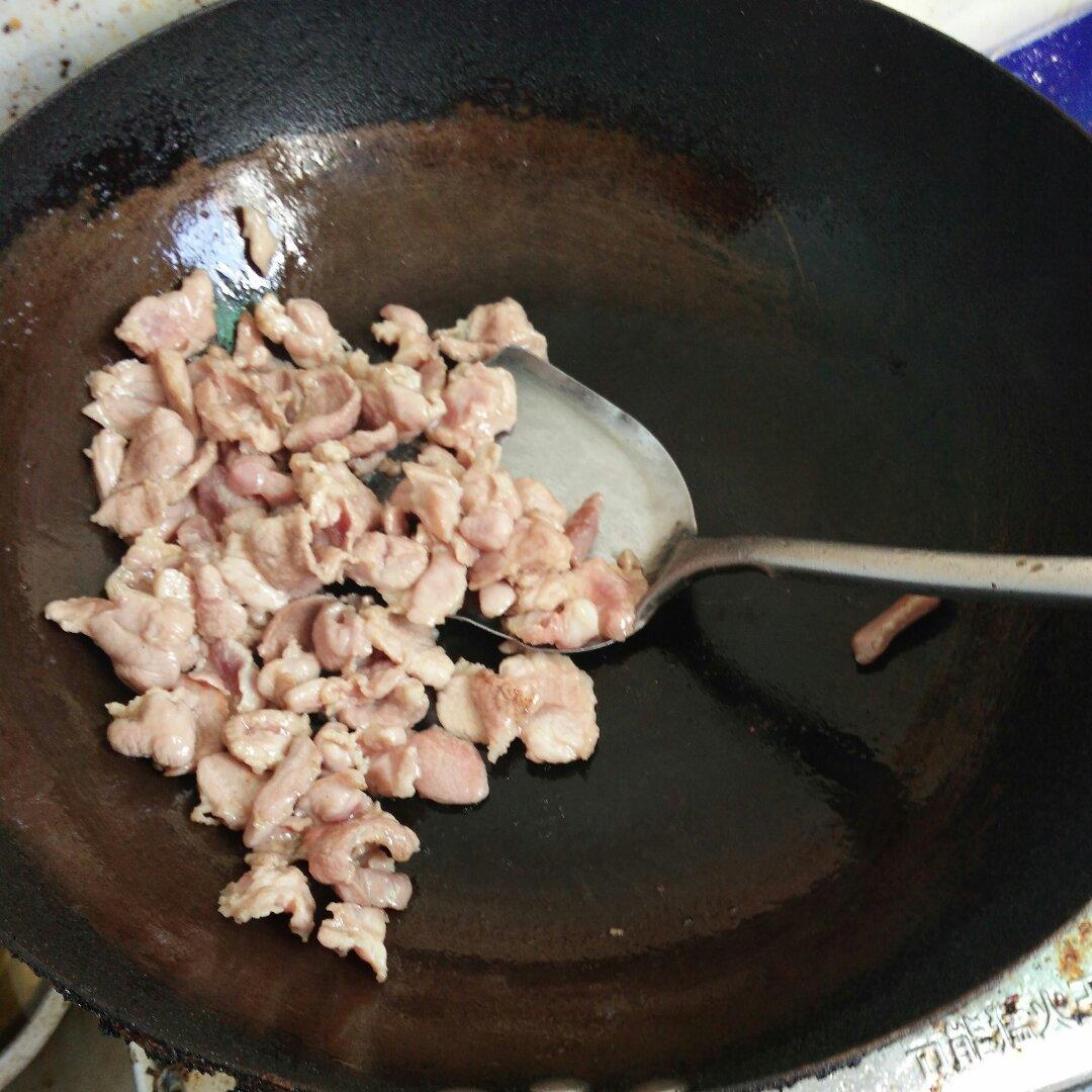 炒肉不粘锅的小窍门儿