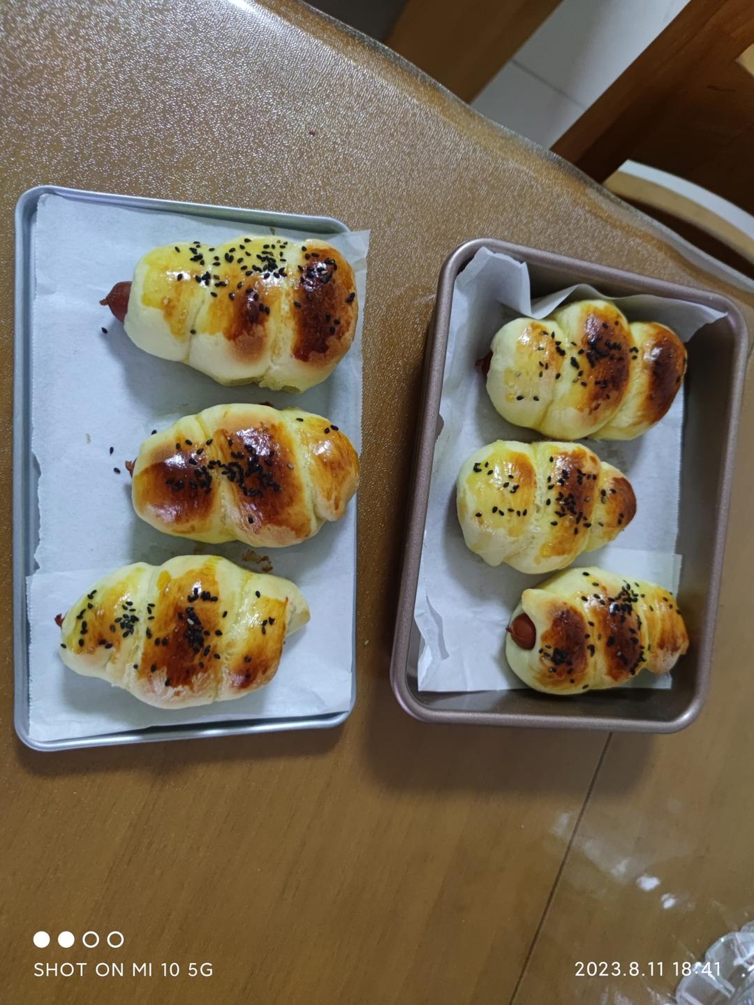 小朋友超爱的肠仔包（汤种法 中筋面粉）