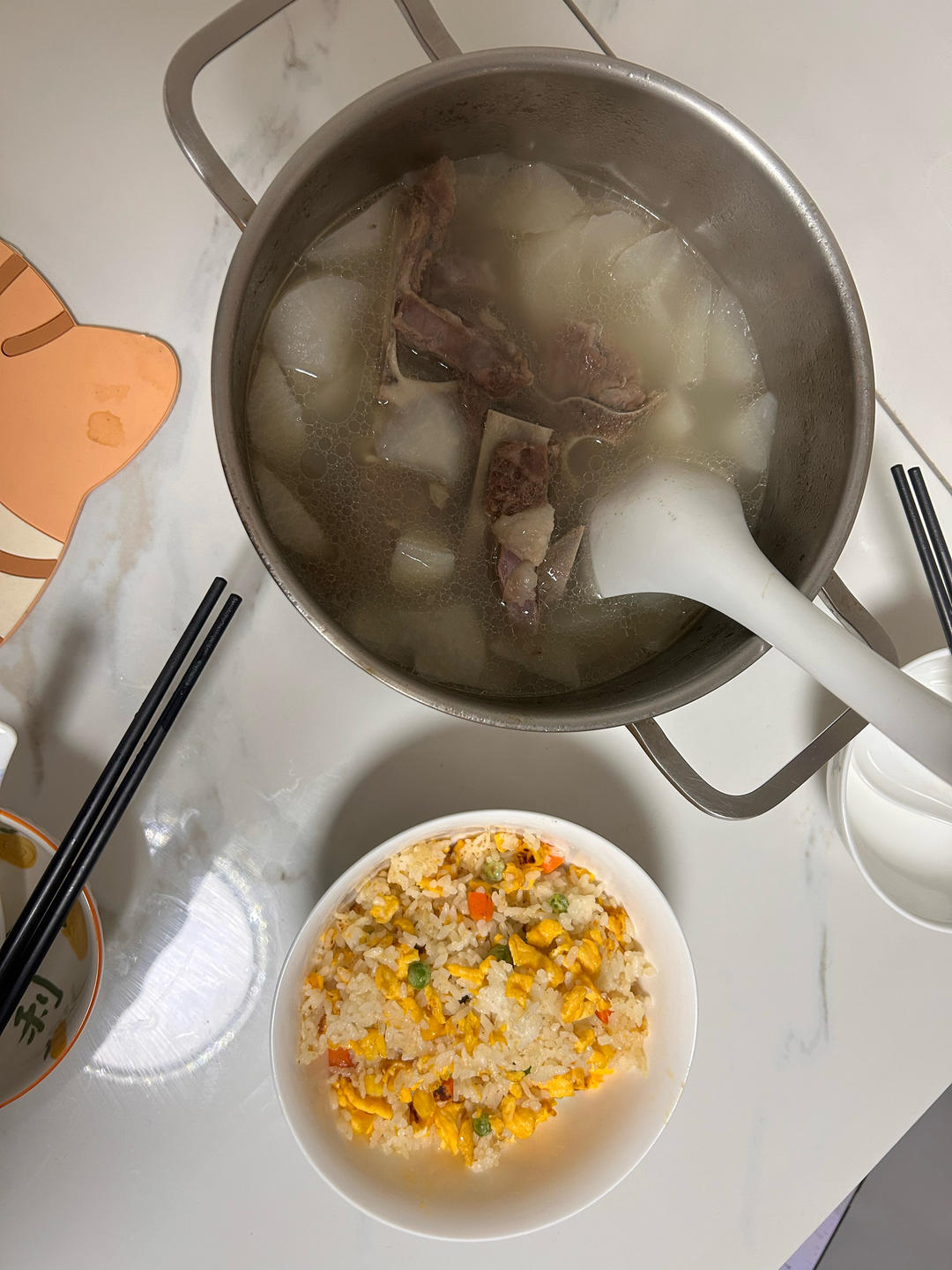 牛脊骨炖萝卜