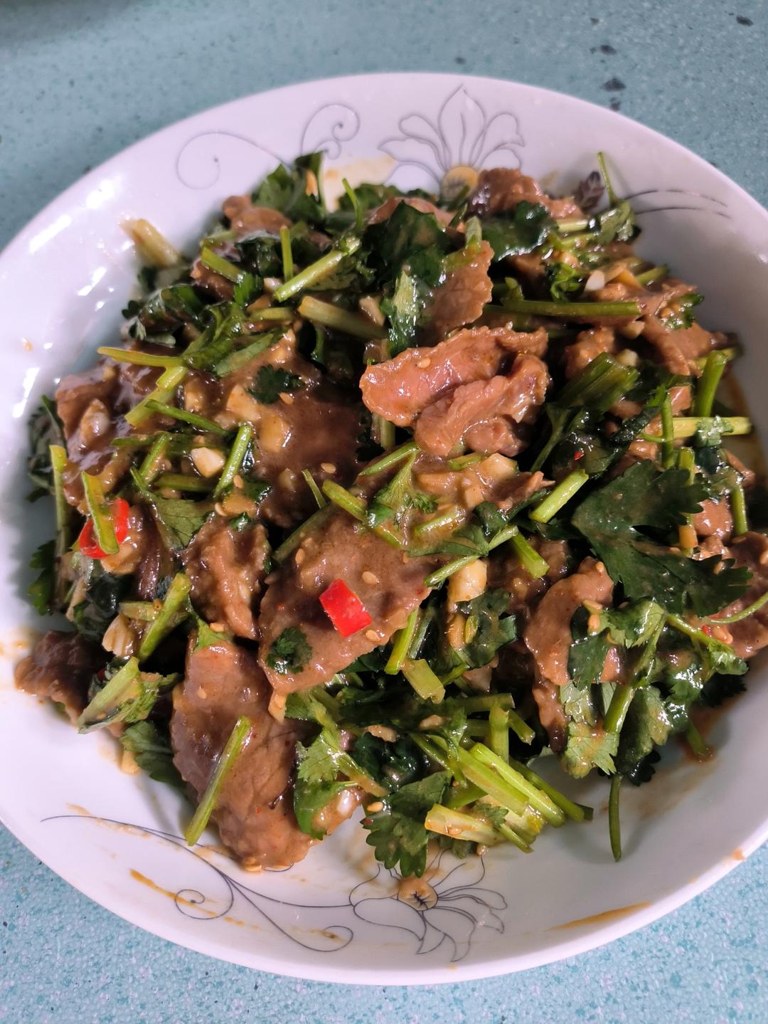 香菜拌牛肉