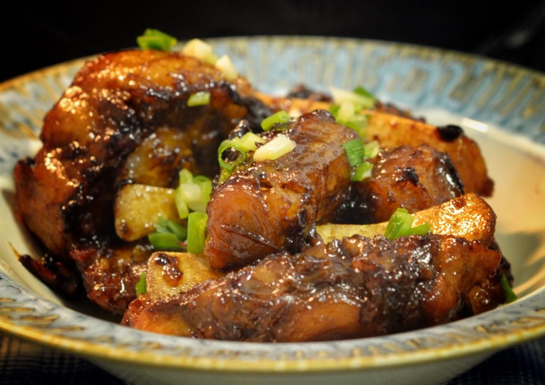 红烧牛尾