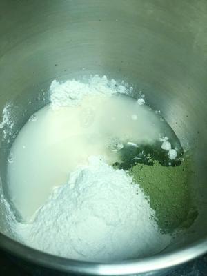 抹茶奥利奥奶酪软欧～一次发酵❗️的做法 步骤1