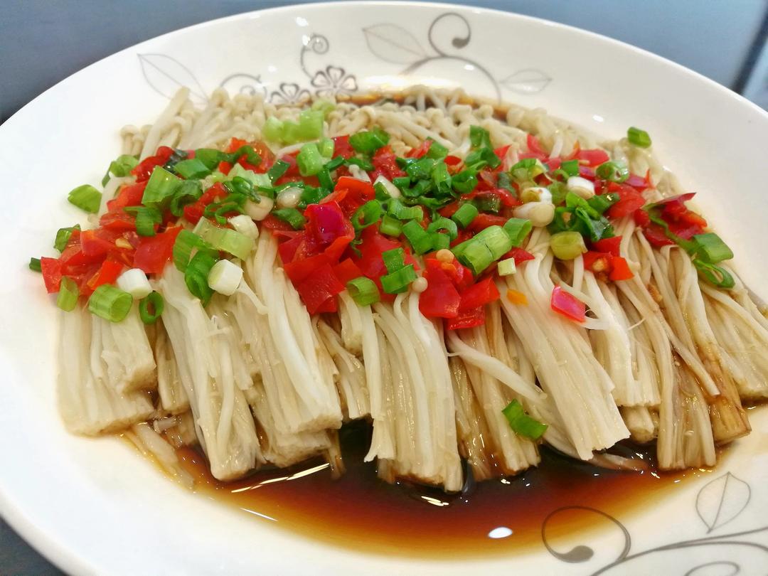 剁椒金针菇