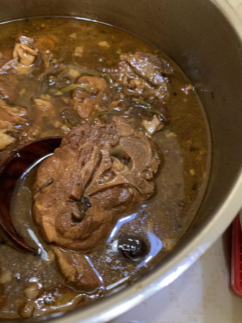 堂妈教你做红汤羊蝎子火锅