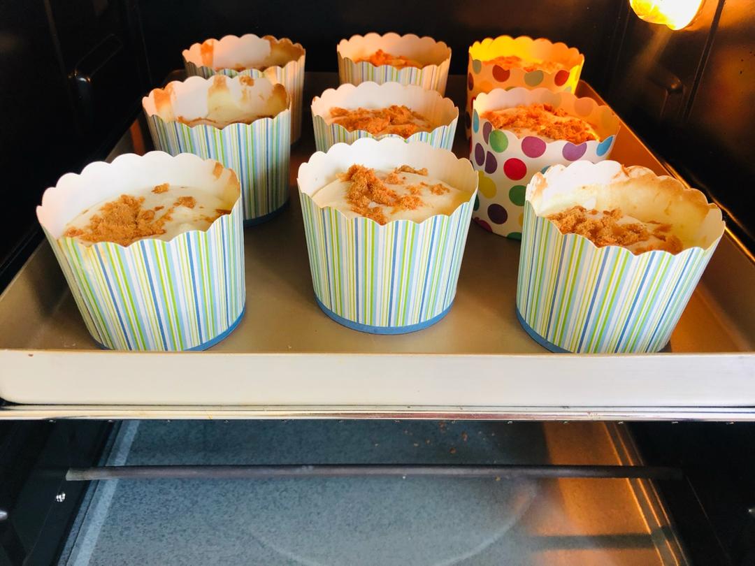 芒果蛋糕卷（详细的小四卷制作视频）