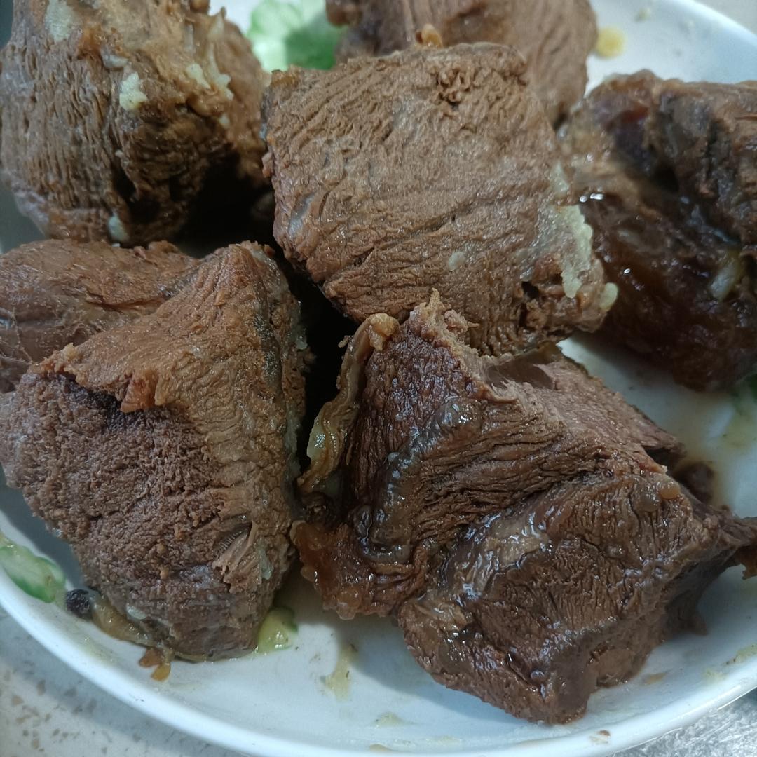 盐水牛腱