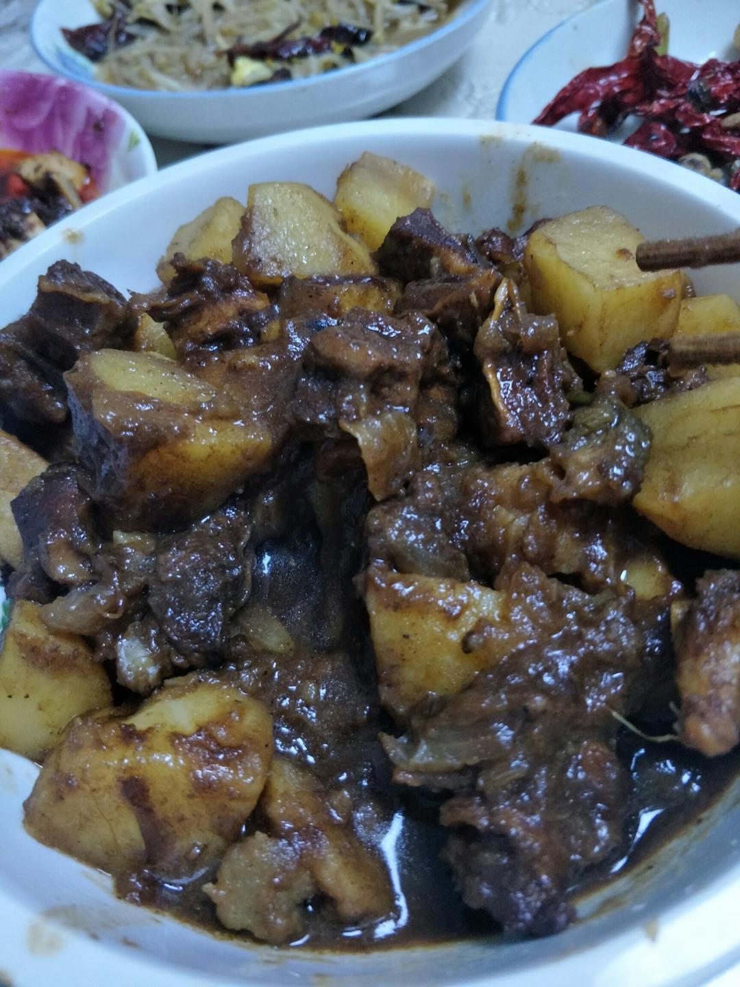 土豆炖牛肉