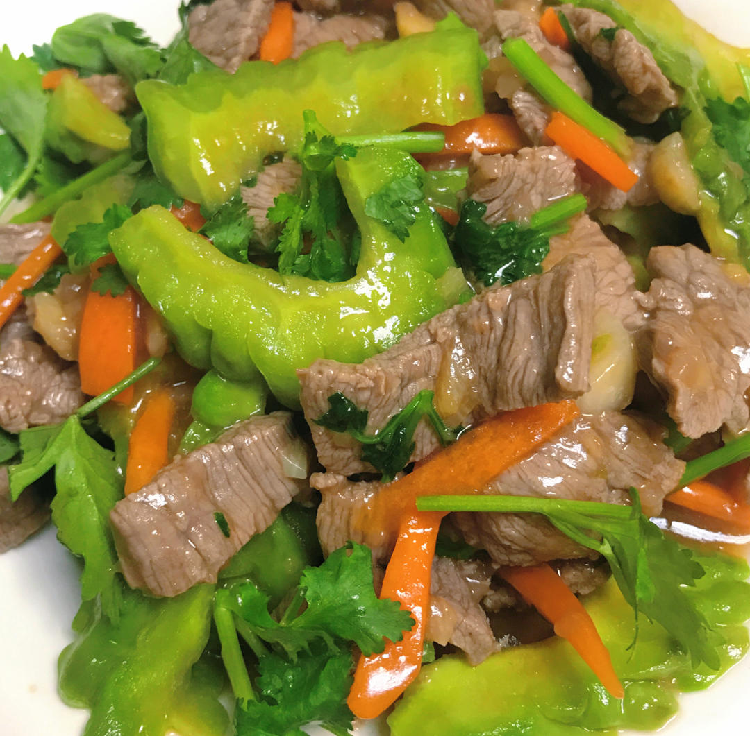 牛肉炒苦瓜（附苦瓜的处理方法）